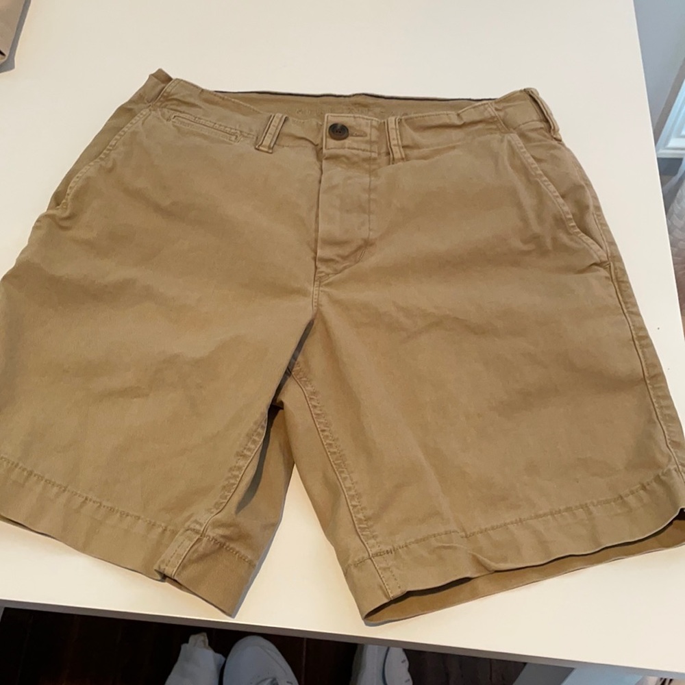 American Eagle women’s shorts Tub 4